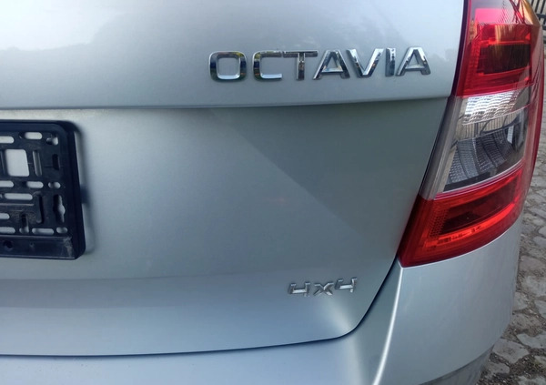 Skoda Octavia cena 48000 przebieg: 200000, rok produkcji 2018 z Woźniki małe 781